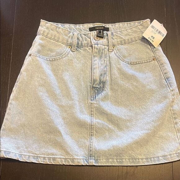 Forever 21 Dresses & Skirts - Forever 21 Light Blue Denim Skirt xs NWT